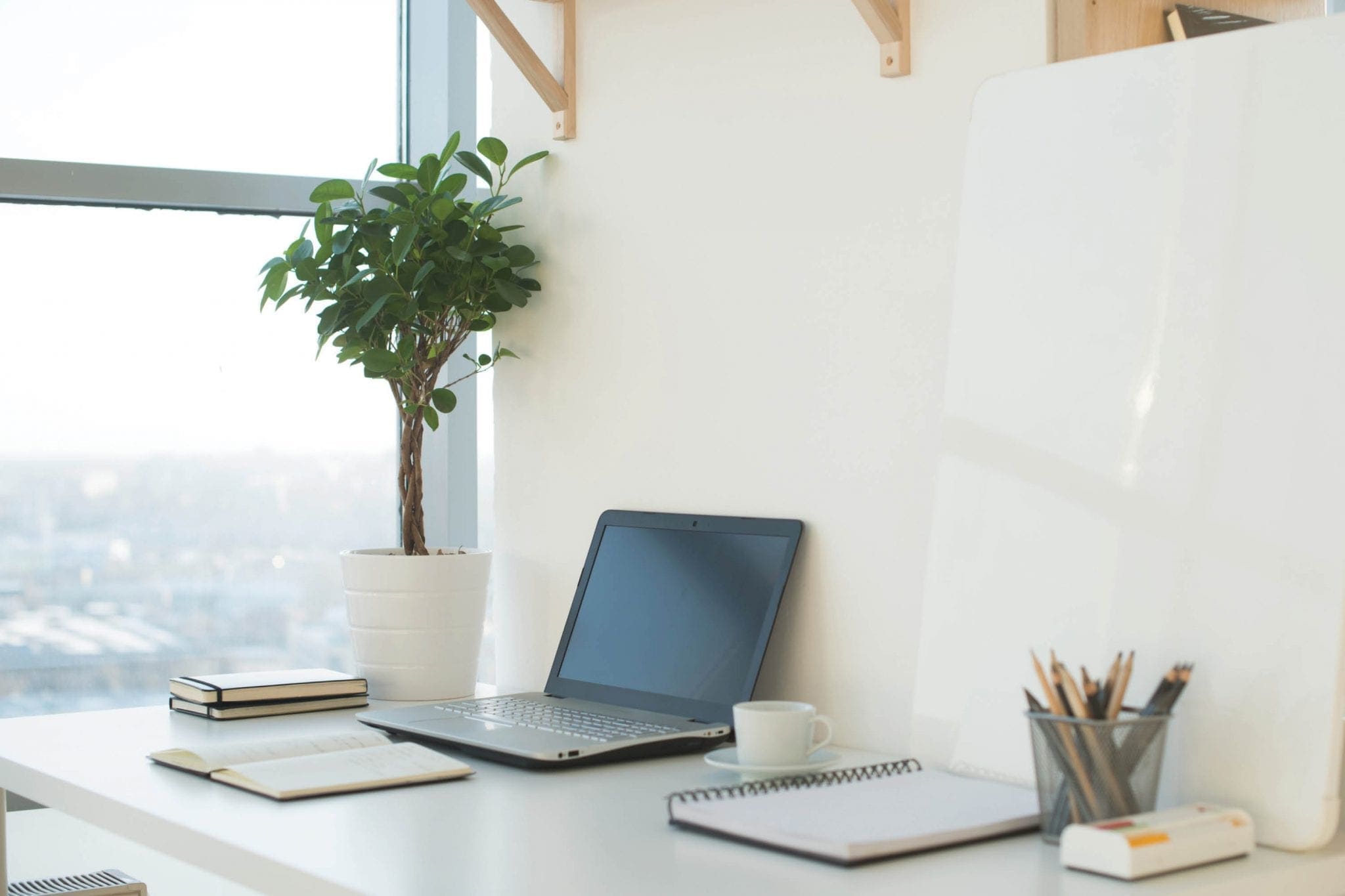 3 Ways to Create an Efficient Study Space - AMJ