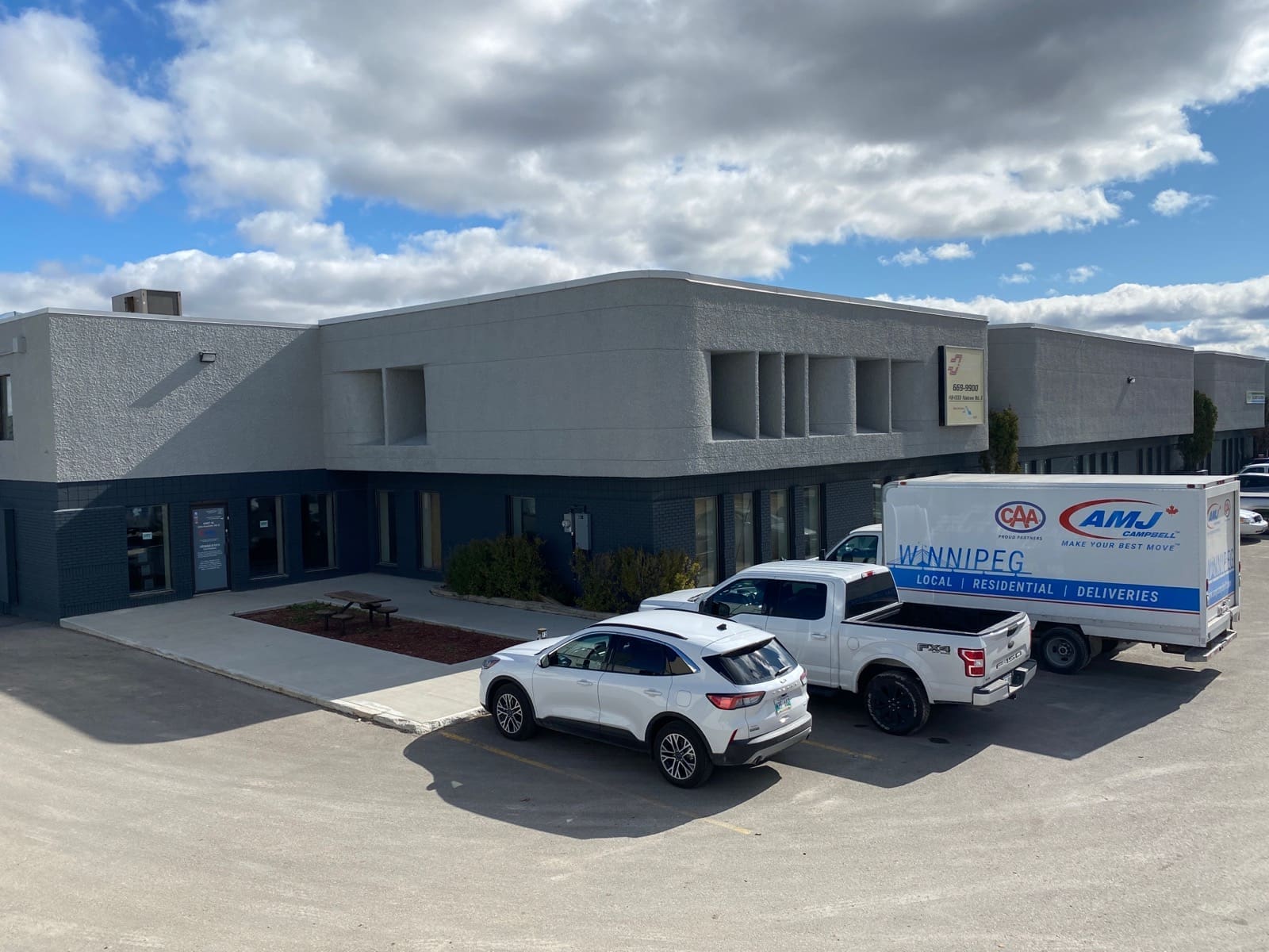 Winnipeg Movers and Storage Solutions AMJ Campbell Winnipeg